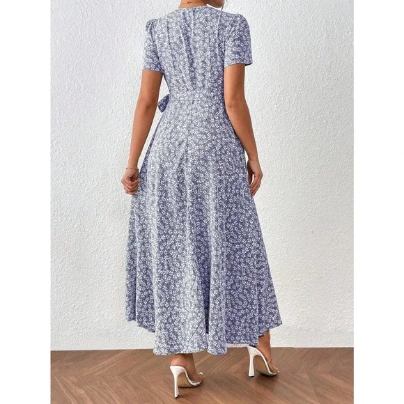 🌟 Frenchy Ditsy Floral Print Knot Side Wrap Dress - Picture 2 of 11